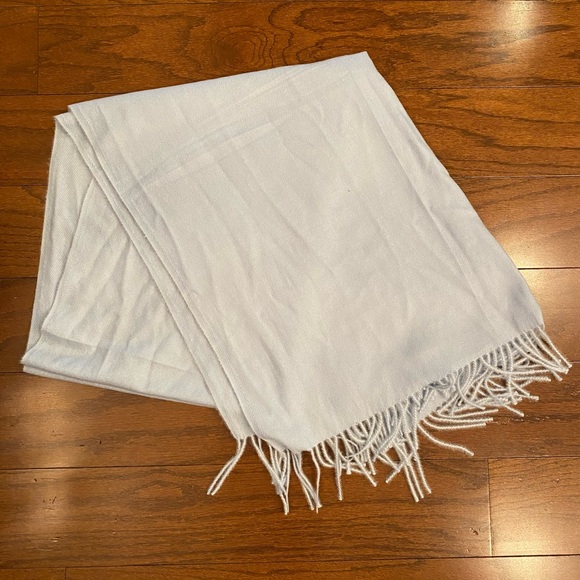 Light Blue Scarf - Picture 1 of 1
